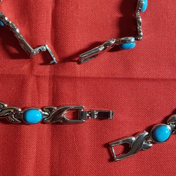 Blue Ridge Turquoise Magnetic Link Necklace and Bracelet set - Picture 6 of 6